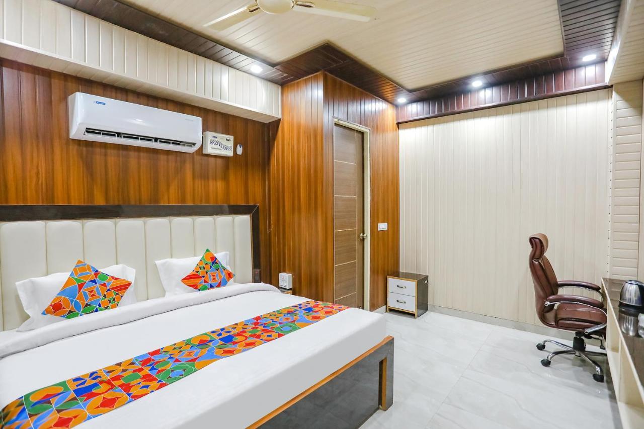 Fabhotel Jms Residency Dehradun Zewnętrze zdjęcie